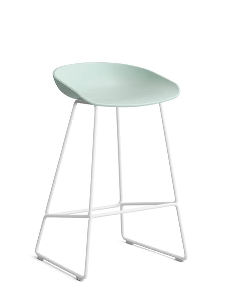 About a Stool AAS38 von HAY - Niedrig - B 47 x T 45 x H 65-76 cm / Dusty Mint / Weiß pulverbeschichteter Stahl - Jacobsen Plus