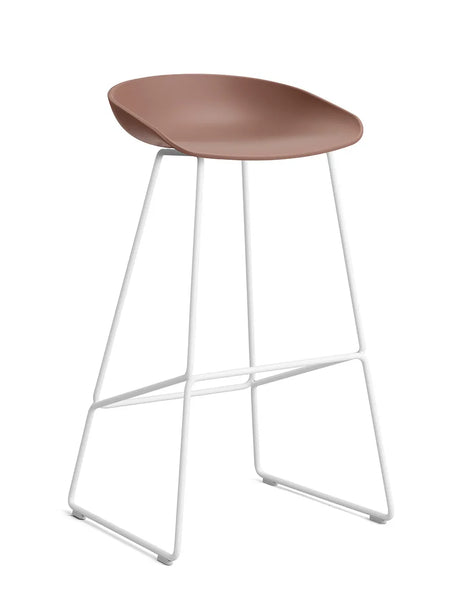 About a Stool AAS38 von HAY - Hoch - B 50 x T 48 x H 75-86 cm / Soft Brick / Weiß pulverbeschichteter Stahl - Jacobsen Plus