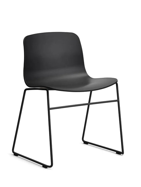 About a Chair AAC08 fra Hay - Black / Sort pulverlakeret stål - Jacobsen Plus