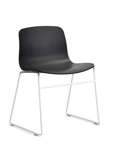 About a Chair AAC08 fra Hay - Black / Hvid pulverlakeret stål - Jacobsen Plus