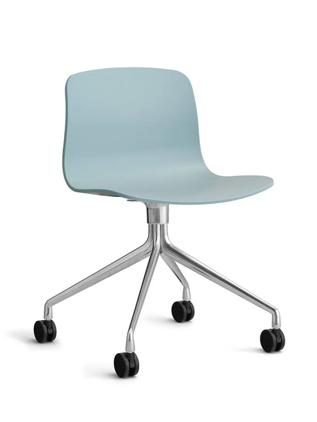 About a Chair AAC14 fra Hay - Dusty blue / Poleret aluminium - Jacobsen Plus