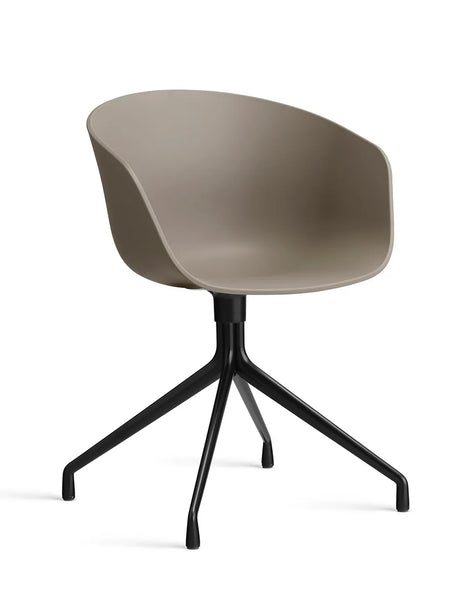 About a Chair AAC20 fra Hay - Khaki / Sort pulverlakeret aluminum - Jacobsen Plus