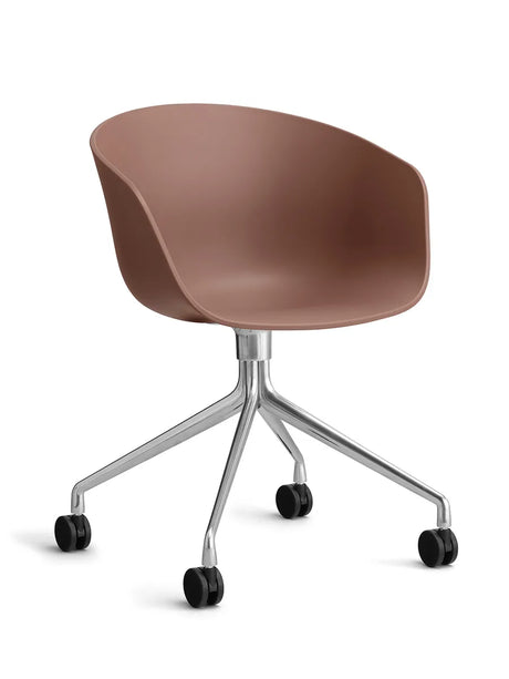 About a Chair AAC24 von Hay - Soft Brick / Poliertes Aluminium - Jacobsen Plus