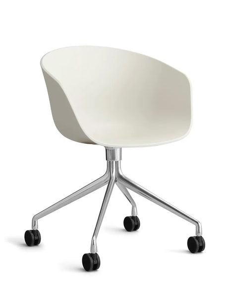 About a Chair AAC24 von Hay - Melange Cream / Poliertes Aluminium - Jacobsen Plus