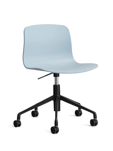 About a Chair AAC50 fra Hay - Slate Blue / Sort pulverlakeret aluminum - Jacobsen Plus