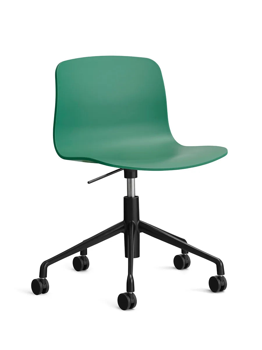 About a Chair AAC50 fra Hay - Teal Green / Sort pulverlakeret aluminum - Jacobsen Plus
