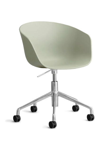 About a Chair AAC52 fra Hay - Pastel green / Poleret aluminium - Jacobsen Plus