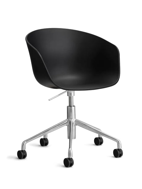 About a Chair AAC52 fra Hay - Black / Poleret aluminium - Jacobsen Plus