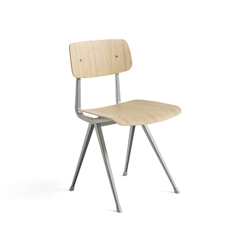 Result Chair fra Hay - Klar lakeret eg / Beige pulverlakeret stål - Jacobsen Plus
