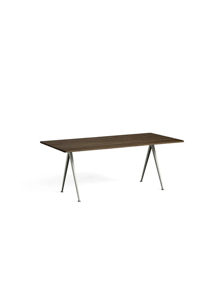 Pyramid 02 Tisch von HAY - 190 x 85 cm / Beige pulverbeschichteter Stahl / Geräucherte Eiche (Öl) - Jacobsen Plus