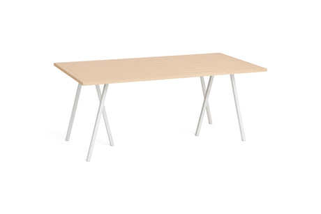 Loop Stand Table, 180 cm fra Hay - Lakeret eg / White - Jacobsen Plus