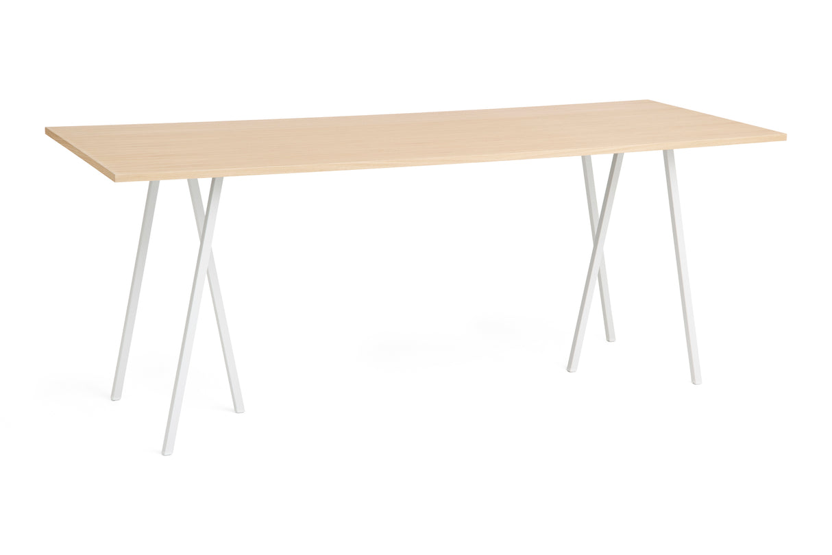 Loop Stand High Table, 250 cm von HAY - Lackierte Eiche / Weiß - Jacobsen Plus