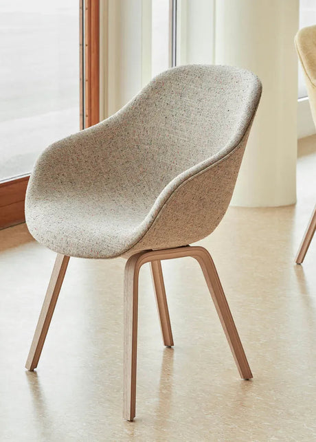 About a Chair AAC123 von HAY - 2 - Jacobsen Plus