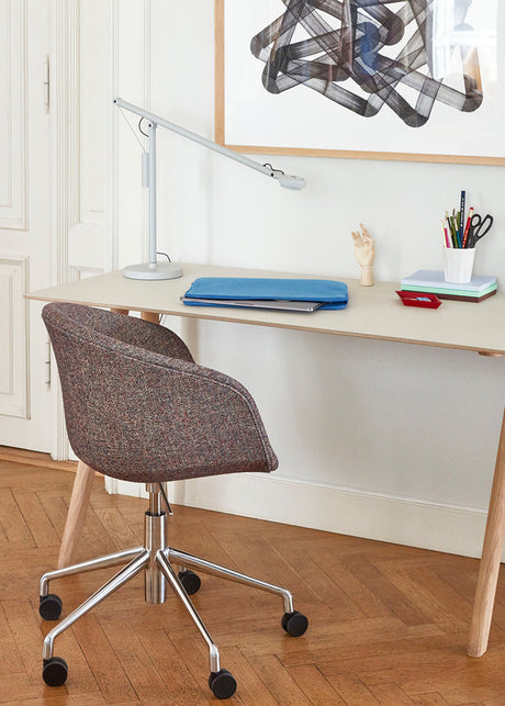 Fifty-Fifty Tischleuchte, Ash Grey von HAY - 2 - Jacobsen Plus