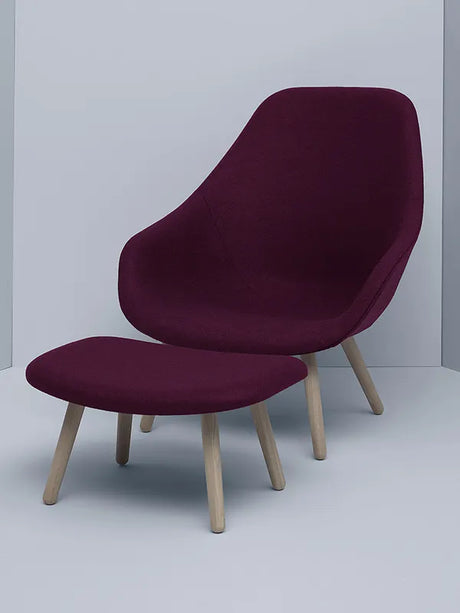 About a Lounge Chair high AAL92 von HAY - Steelcut / Lackierte Eiche - Jacobsen Plus