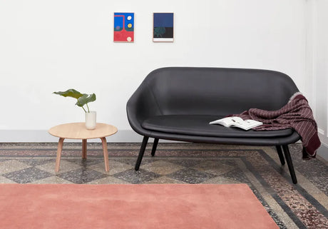 About a Lounge Sofa von HAY - Steelcut / Lackierte Eiche - Jacobsen Plus
