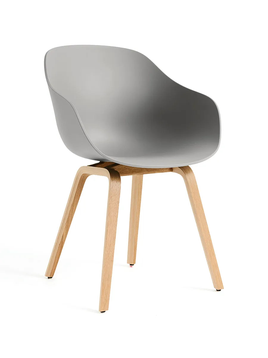  - Concrete grey / Lakeret eg - Jacobsen Plus