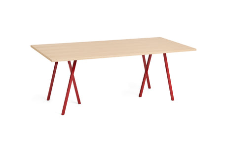 Loop Stand Table, 200 cm fra Hay - Lakeret eg / Maroon Red - Jacobsen Plus