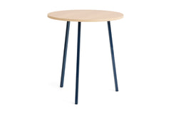 Loop Stand Round High Table, Ø90 von HAY
