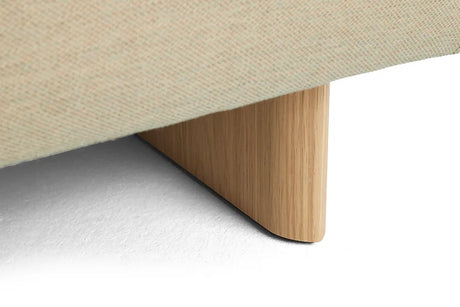 Quilton Lift 3 Pers. Sofa von HAY - Lackierte Eiche / Preisklasse 1 - Jacobsen Plus