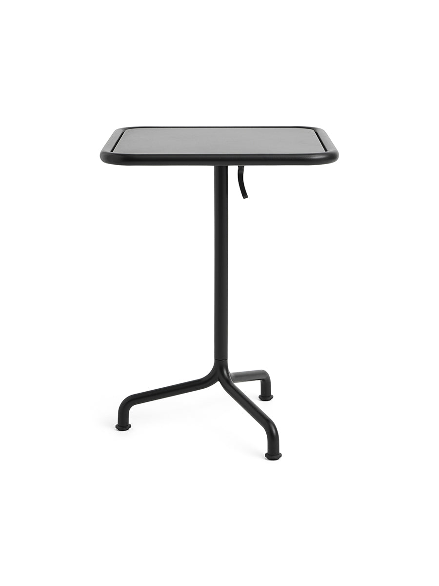Deville Table, kvadratisk fra Hay - Anthracite - Jacobsen Plus