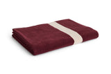 Stripe Badetuch von HAY - Burgunderrot - Jacobsen Plus