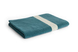 Stripe Badetuch von HAY - Petrolblau - Jacobsen Plus