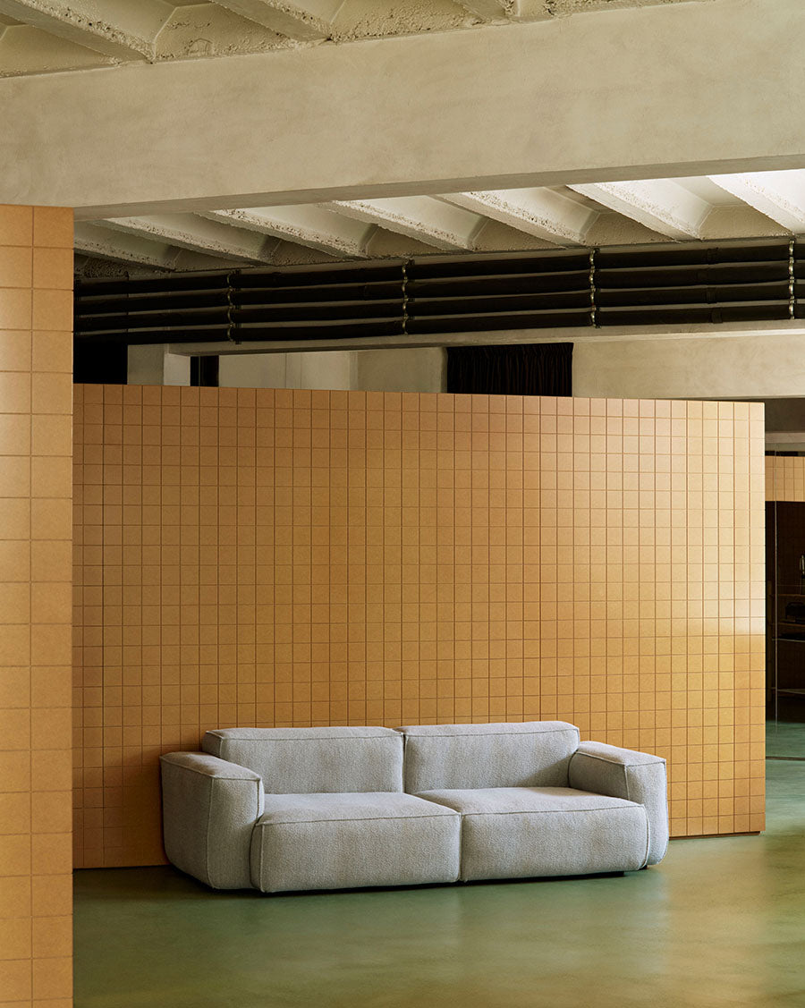 HAY Mags Soft Niedrige Armlehne 2,5-Sitzer Sofa mit abnehmbarem Bezug, Kombination 1 - 6 - Jacobsen Plus