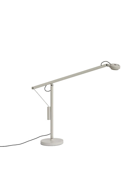 Fifty-Fifty Tischleuchte, Ash Grey von HAY - Jacobsen Plus