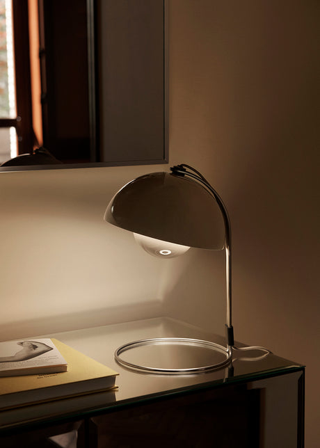 Flowerpot VP4 Tischleuchte af Verner Panton - Matt black - Jacobsen Plus