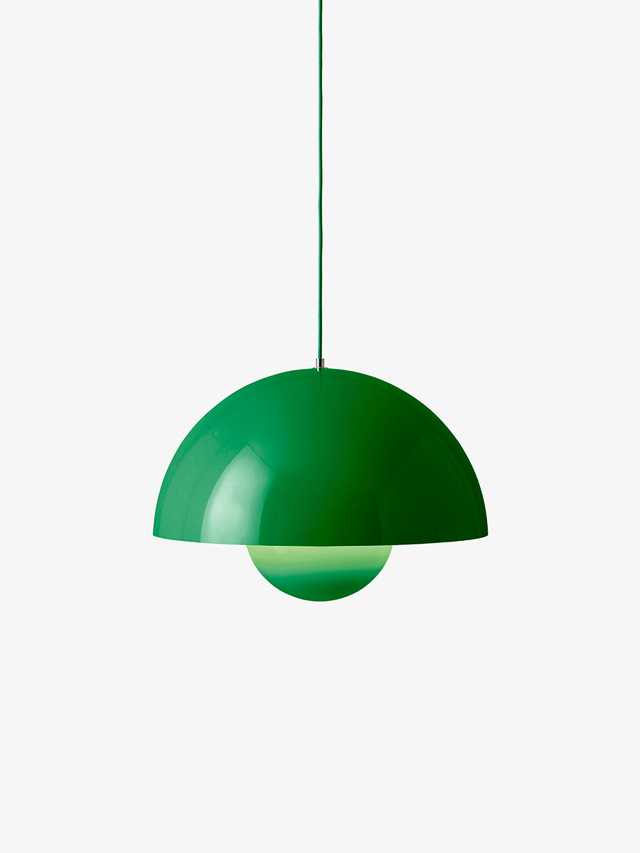 Flowerpot VP2 Pendelleuchte von Verner Panton - Signal Green - Jacobsen Plus