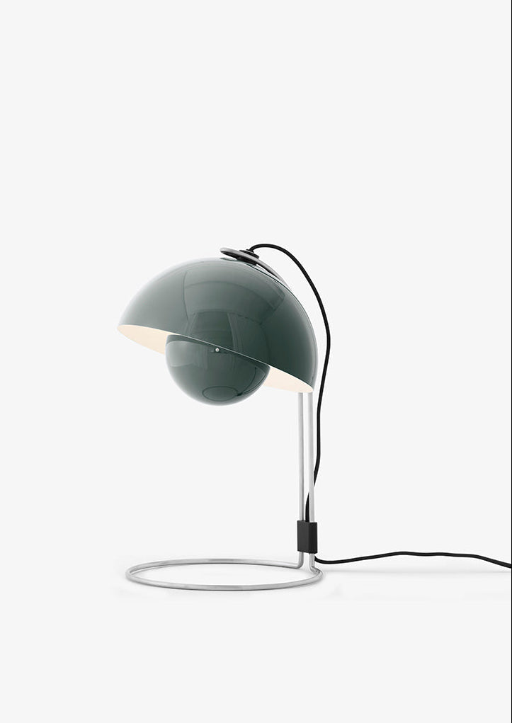 Flowerpot VP4 Tischleuchte af Verner Panton