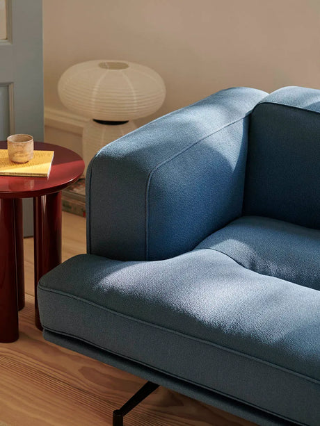Inland AV23 Sofa von &Tradition - Noble Cognac Leder - Jacobsen Plus