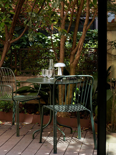Thorvald SC94 Gartenstuhl von &Tradition - Bronzegrün - Jacobsen Plus