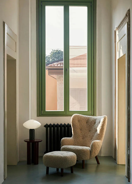 Petra VB3 inkl. Hocker, Sheepskin Sahara von &Tradition - 1 - Jacobsen Plus