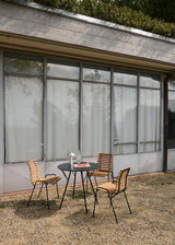 RHF Terrace Cafésæt in Teak/Schwarz mit 2 Stühlen und 1 Tisch von &Tradition - 4 - Jacobsen Plus