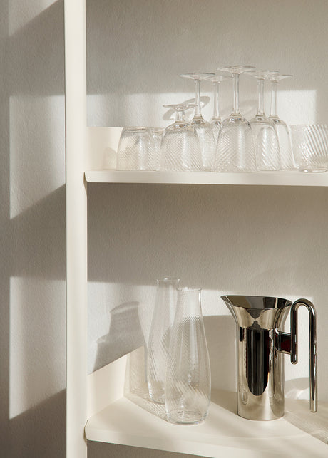 Rombe IF1, Full Bay Shelves von &Tradition - Alabaster mit Alabasterböden - Jacobsen Plus
