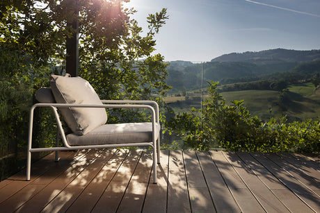 Avon Lounge Chair, gedämpft weißes Gestell von Houe - Asche - Jacobsen Plus