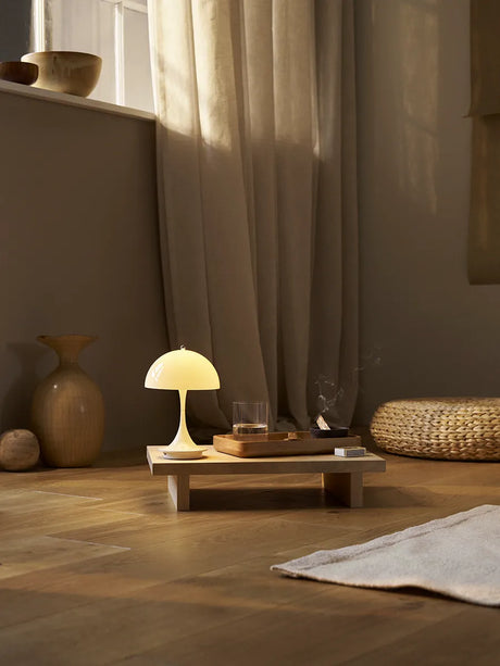 Panthella 160 Portable V3, Opal Beige von Verner Panton - 2 - Jacobsen Plus