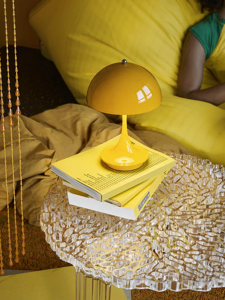 Panthella 160 Portable V3, opaque yellow von Verner Panton - 3 - Jacobsen Plus