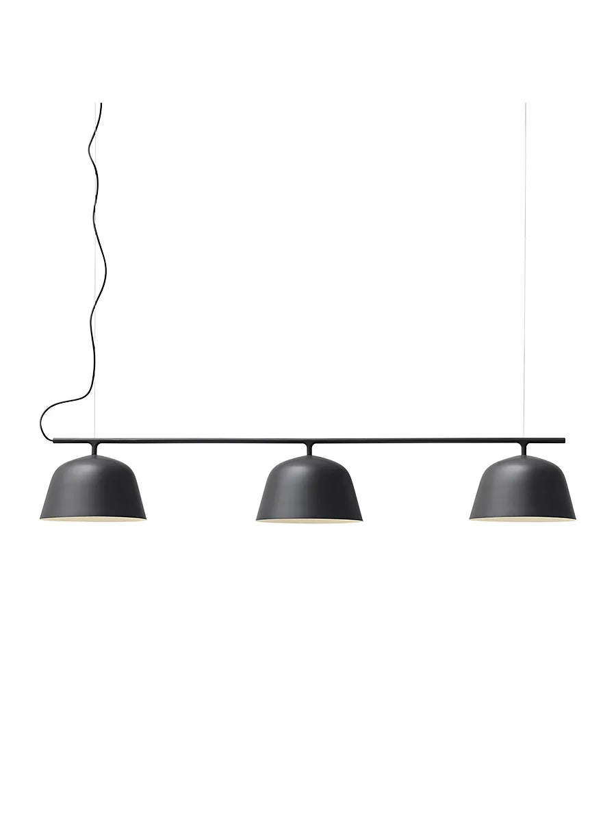 Ambit Rail Lamp fra Muuto - Black - Jacobsen Plus