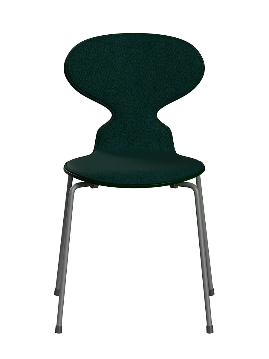 3101 Myren Stol, forsidepolstret af Arne Jacobsen - Evergreen farvet ask-Vidar 1062 tekstil / Silver Grey - Jacobsen Plus
