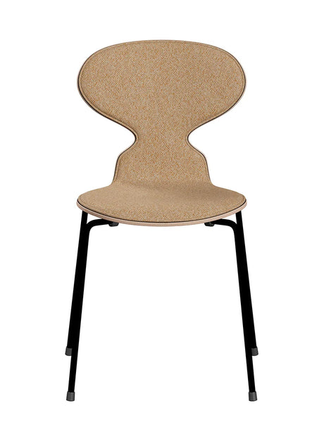3101 Myren Stol, forsidepolstret af Arne Jacobsen - Egefinér-Vanir 413 tekstil / Sort - Jacobsen Plus