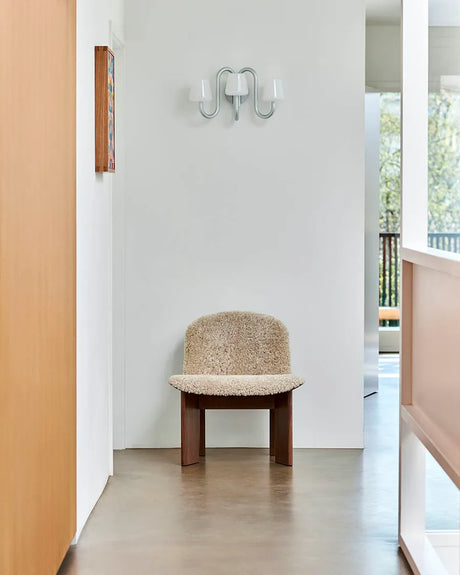 Chisel Lounge Chair m/Polsterung von HAY - Eukalyptus - Metaphor 23 - Jacobsen Plus