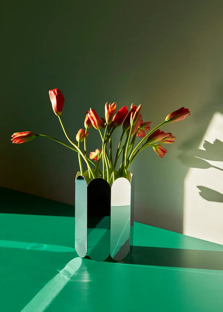 Arcs Vase von HAY - 1 - Jacobsen Plus