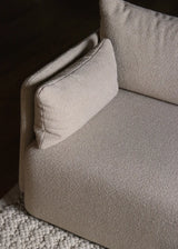 Offset Sofa 1-Seater, bouclé 02 fra Audo Copenhagen - 2 - Jacobsen Plus
