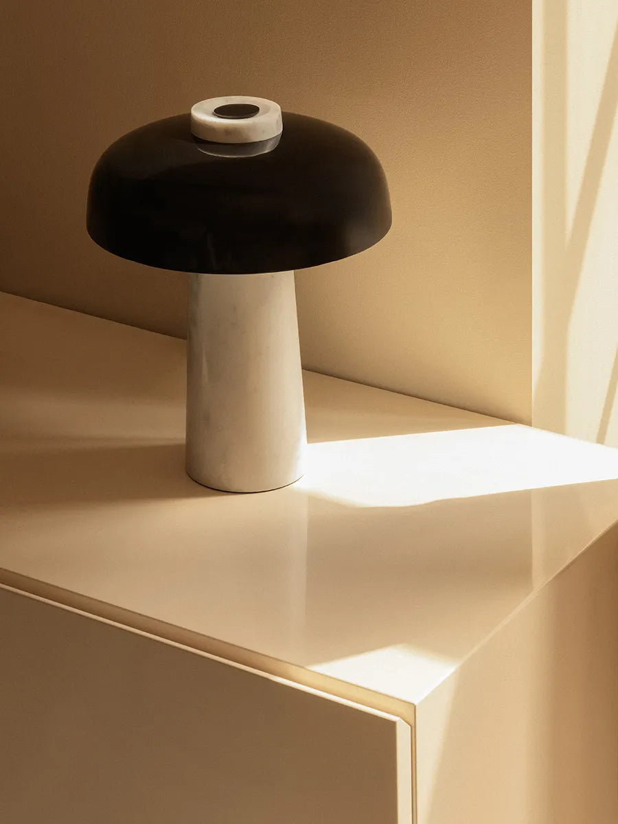 Reverse Table Lamp, carrara black fra Audo Copenhagen - 4 - Jacobsen Plus