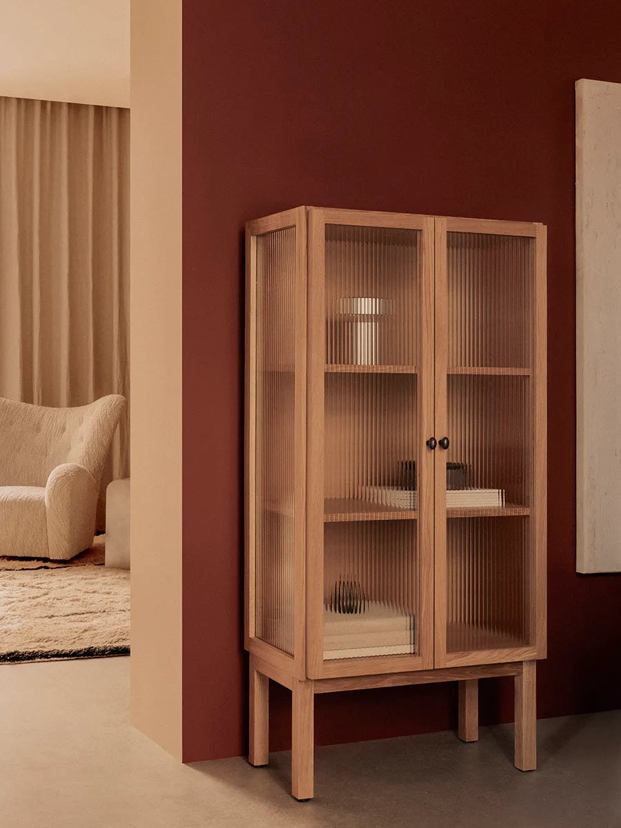 Curiosity Cabinet, low fra Audo Copenhagen