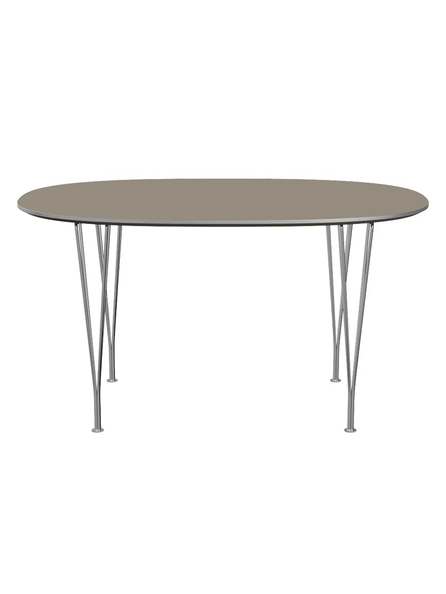 Piet Hein B611 Superellipse Esstisch, 135 x 90 cm von Fritz Hansen - Brown Ottawa m. Alukant (Sonderfarbe) - Jacobsen Plus