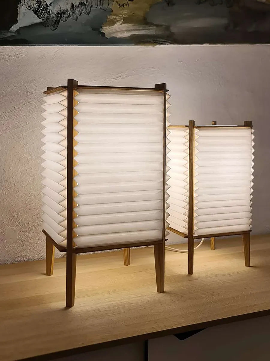 Bee Hive Tischleuchte, small von Le Klint - 3 - Jacobsen Plus